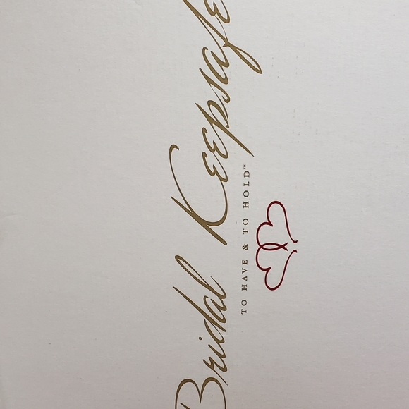 Alfred Angelo wedding gown - Picture 5 of 5